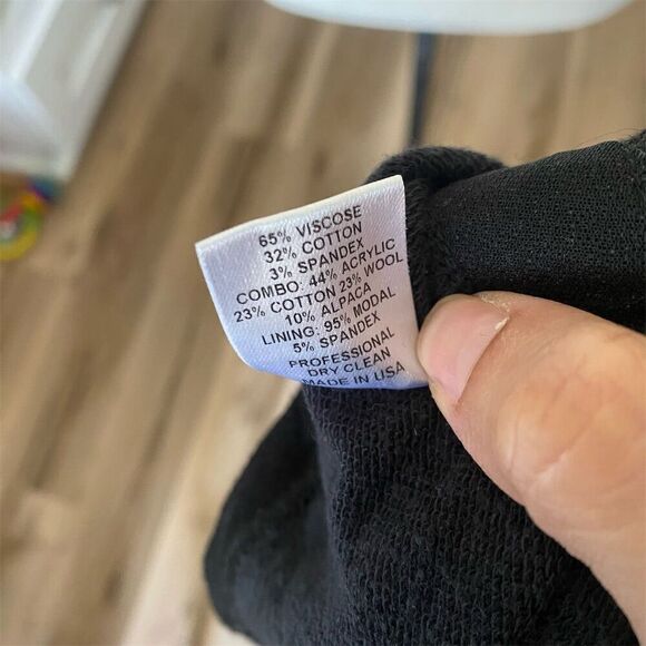 Generation Love Black Pullover Wool Blend Sweater S/XS Textured Sleeves High Low - Picture 7 of 7